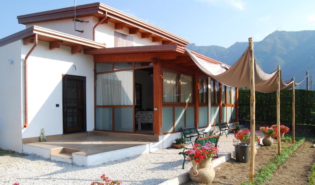Madre Terra Villa Pimonte Buitenkant foto